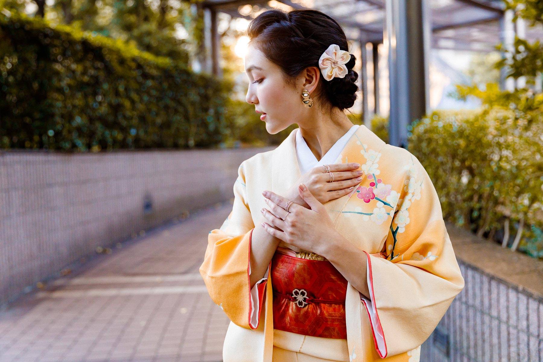 Why Do Japanese Women Add Accessories?