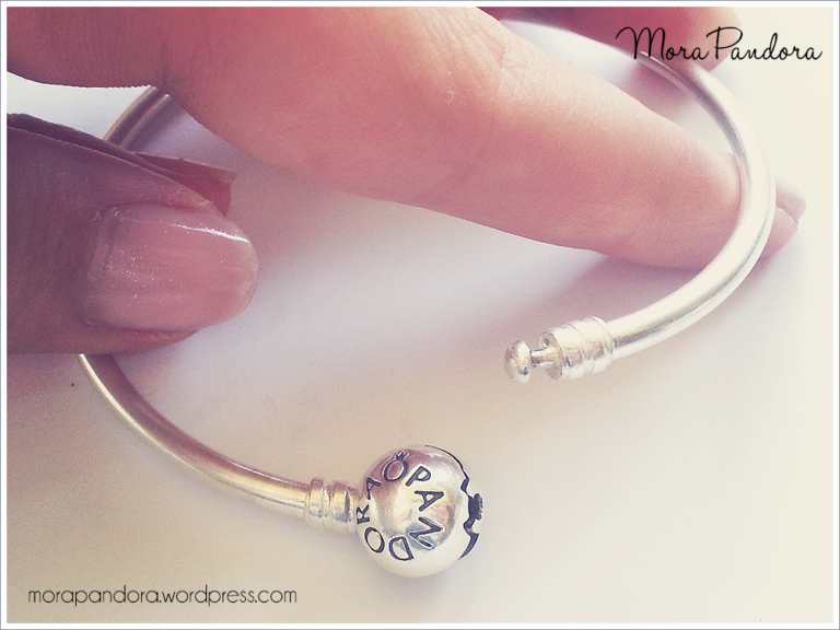 Can You Put Charms On A Pandora Bangle?