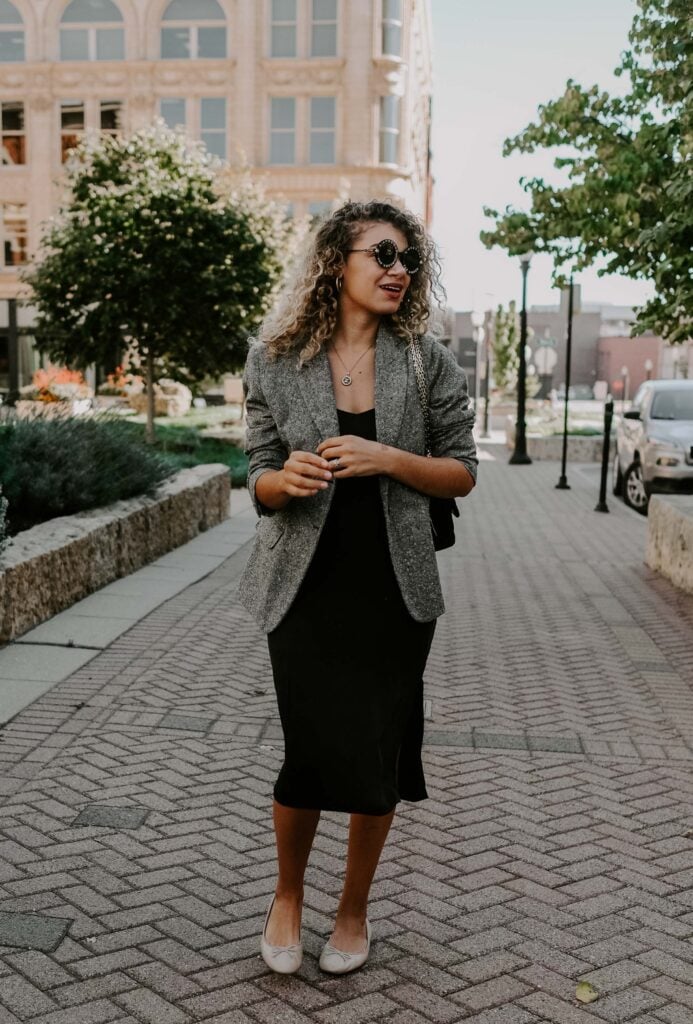 How to Wear Blazers With Dresses?